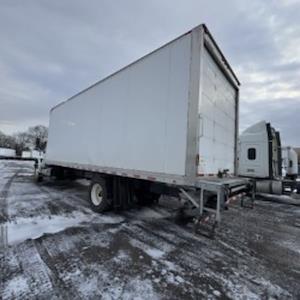 Used 2019 International DuraStar 4300 Box Truck for sale #878088 - photo 2