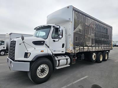Used 2015 Freightliner 108SD - photo 1
