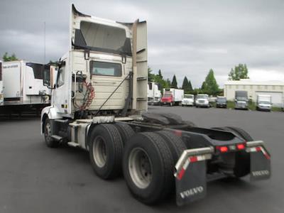 Used 2017 Volvo VNL 6x4 Semi Truck for sale #332978 - photo 2