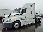 Used 2022 Freightliner Cascadia Detroit Diesel DD15 Semi Truck with Sleeper Cab for sale #563191 - photo 1