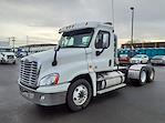 Used 2016 Freightliner Cascadia Detroit DD13 Semi Truck for sale #650372 - photo 1