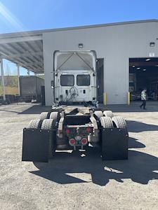 2016 Freightliner Cascadia Day Cab 6x4 Semi Truck for sale #652095 - photo 2