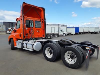 2018 Freightliner Cascadia Day Cab 6x4 Semi Truck for sale #752254 - photo 2