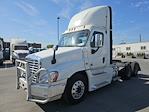 Used 2018 Freightliner Cascadia Cummins X15 Semi Truck for sale #757321 - photo 1