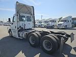 Used 2018 Freightliner Cascadia Cummins X15 Semi Truck for sale #757321 - photo 2