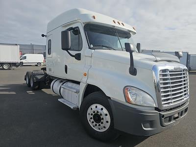 2018 Freightliner Cascadia Sleeper Cab 6x4 Semi Truck for sale #762047 - photo 1