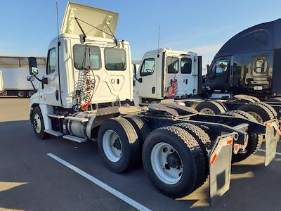 2018 Freightliner Cascadia Day Cab 6x4 Semi Truck for sale #803200 - photo 2