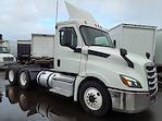 Used 2019 Freightliner Cascadia Detroit Diesel DD15 Semi Truck for sale #810007 - photo 4