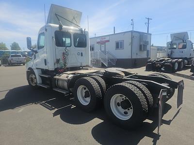 2019 Freightliner Cascadia Day Cab 6x4 Semi Truck for sale #810031 - photo 2
