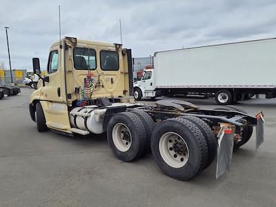 2019 Freightliner Cascadia Day Cab 6x4 Semi Truck for sale #814409 - photo 2
