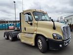 2019 Freightliner Cascadia Day Cab 6x4 Semi Truck for sale #814409 - photo 4