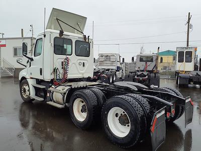 2018 Freightliner Cascadia Day Cab 6x4 Semi Truck for sale #814905 - photo 2