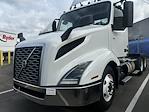 Used 2019 Volvo VNL Cummins ISX 15L Semi Truck for sale #837723 - photo 1