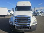 Used 2020 Freightliner Cascadia Detroit Diesel DD15 Semi Truck with Sleeper Cab for sale #877850 - photo 3