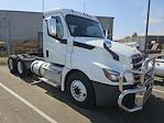 Used 2020 Freightliner Cascadia Detroit DD13 Semi Truck for sale #895907 - photo 4
