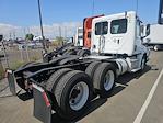 Used 2020 Freightliner Cascadia Detroit DD13 Semi Truck for sale #895907 - photo 5