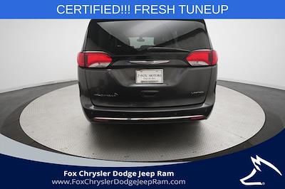 2017 Chrysler Pacifica FWD Minivan for sale #C68048A - photo 2