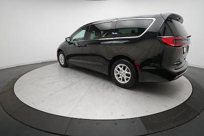 Used 2023 Chrysler Pacifica Touring L Minivan for sale #P13510 - photo 2