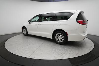 Used 2023 Chrysler Pacifica Touring L Minivan for sale #P13513 - photo 2