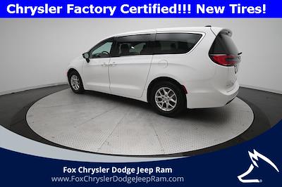 Used 2024 Chrysler Pacifica Touring L Minivan for sale #P13675 - photo 2