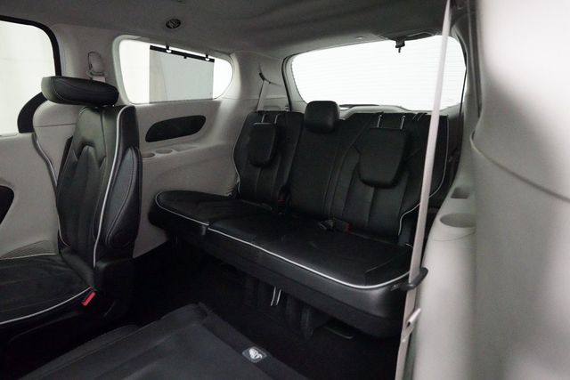 Used 2024 Chrysler Pacifica - photo 19