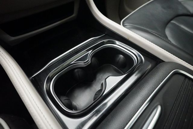 Used 2024 Chrysler Pacifica - photo 20