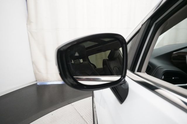 Used 2024 Chrysler Pacifica - photo 28