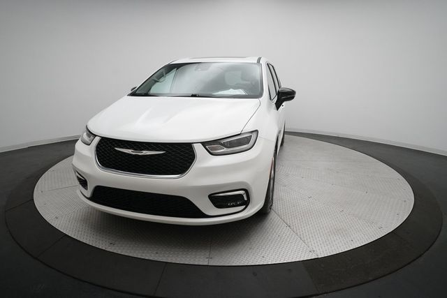 Used 2024 Chrysler Pacifica - photo 37