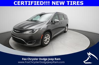 Used 2019 Chrysler Pacifica Limited Minivan for sale #R61015A - photo 1