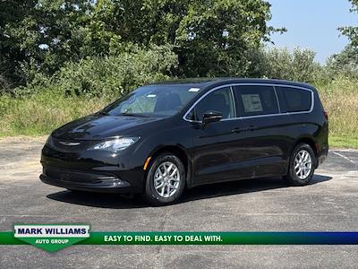 2025 Chrysler Voyager FWD Minivan for sale #13730 - photo 1