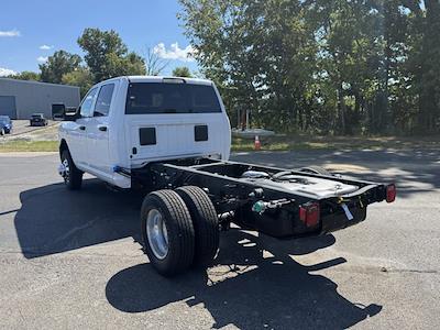 2025 Ram 3500 Crew Cab DRW 4x4 Cab Chassis for sale #13768 - photo 2