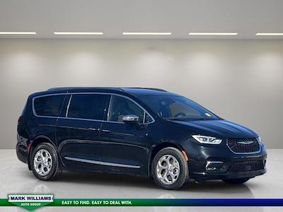 2021 Chrysler Pacifica AWD, Minivan for sale #PCT-146 - photo 1