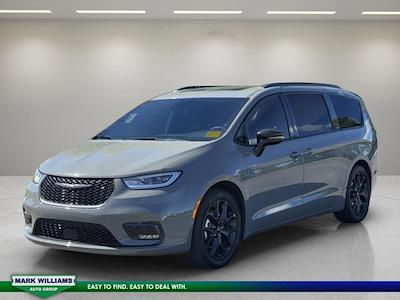 2025 Chrysler Pacifica FWD Minivan for sale #PCT-226 - photo 1