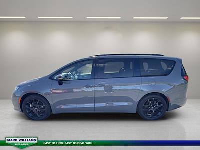 2025 Chrysler Pacifica FWD Minivan for sale #PCT-226 - photo 2