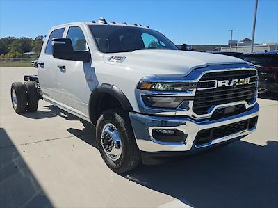 New 2026 Ram 3500 Tradesman Crew Cab 4x4 60 CA Cab Chassis for sale #260184 - photo 1