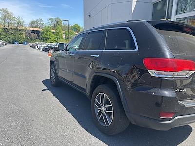 2017 Jeep Grand Cherokee 4x4 SUV for sale #5W3024A - photo 2