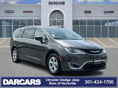 Used 2018 Chrysler Pacifica Touring Plus Minivan for sale #P1B0340A - photo 1