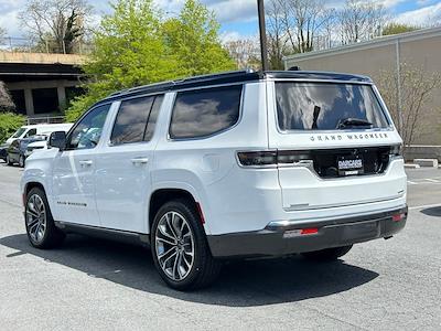 Used 2022 Jeep Grand Wagoneer Series III 4x4 SUV for sale #P1M0384 - photo 2