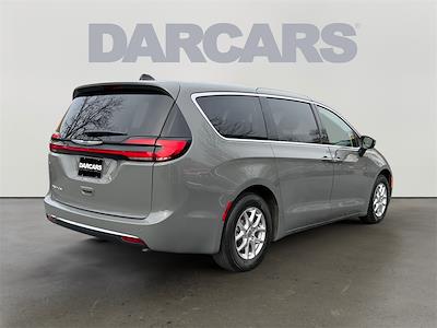 Used 2023 Chrysler Pacifica Touring L Minivan for sale #P1M0503 - photo 2