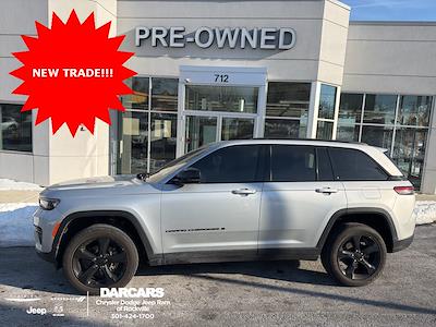 Used 2023 Jeep Grand Cherokee Altitude for sale #P1M0510 - photo 1