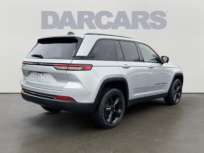Used 2023 Jeep Grand Cherokee - photo 1