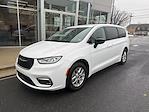 2024 Chrysler Pacifica FWD Minivan for sale #P1M0532 - photo 3