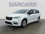 2024 Chrysler Pacifica FWD Minivan for sale #P1M0532 - photo 4