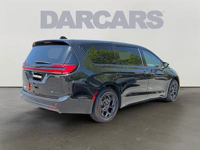 2023 Chrysler Pacifica FWD Minivan for sale #R1M0048 - photo 2