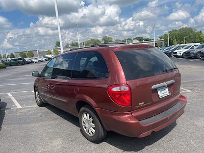 2007 Chrysler Town and Country FWD Minivan for sale #F3935A - photo 2