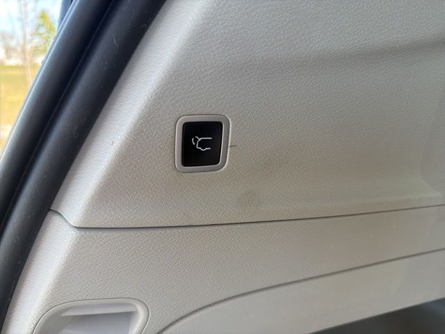 Used 2023 Chrysler Pacifica - photo 13