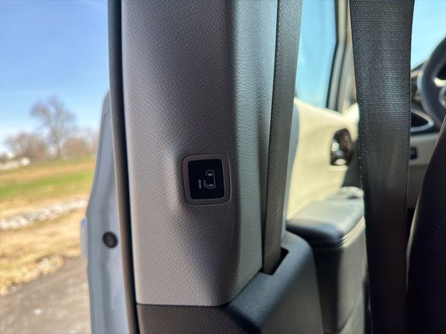 Used 2023 Chrysler Pacifica - photo 18