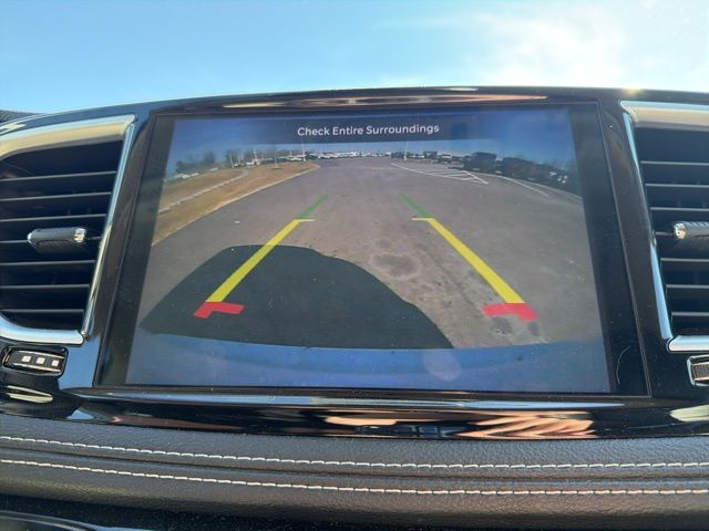 Used 2023 Chrysler Pacifica - photo 31