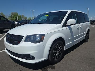 Used 2017 Dodge Grand Caravan - photo 1