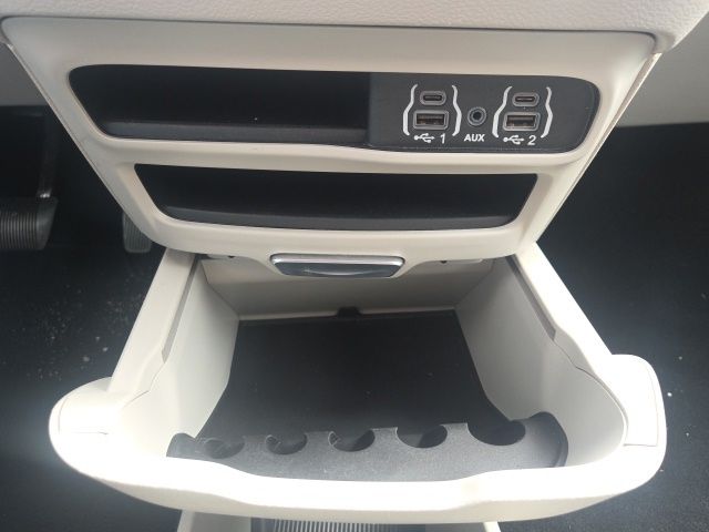 Used 2023 Chrysler Pacifica - photo 39